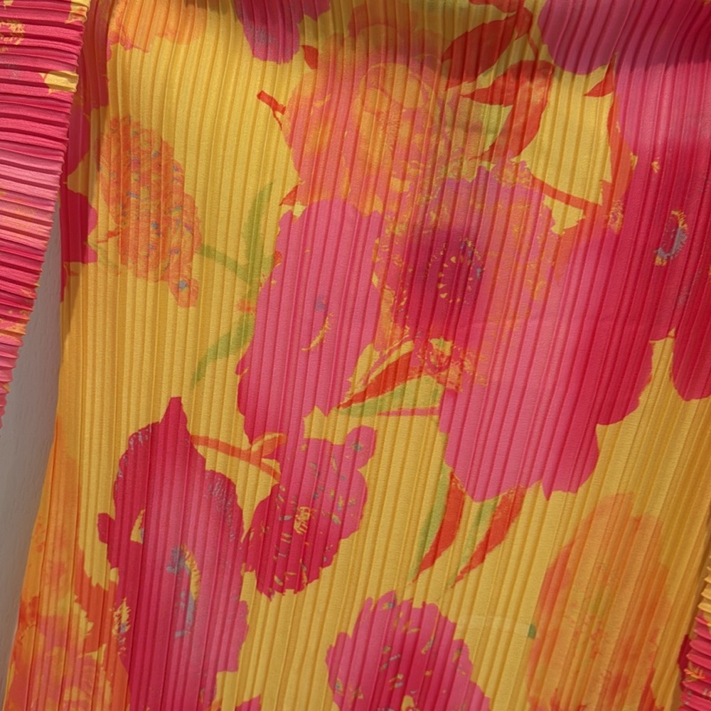 PLT MULTI FLORAL PRINT PLISSE BANDEAU COWL BACK MAXI DRESS - Picture 8 of 10